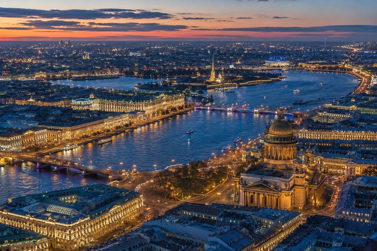 С 2ГИС сделаете вы первый бизнес у Невы